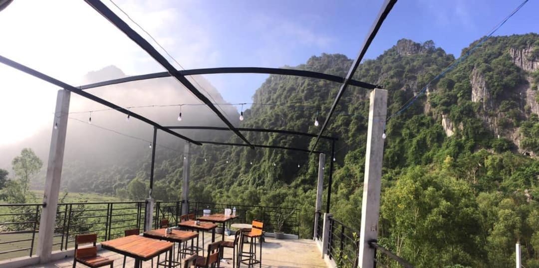Motorvina'S Homestay Phong Nha Exteriör bild
